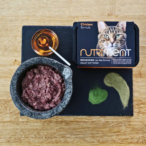 Nutriment Cat