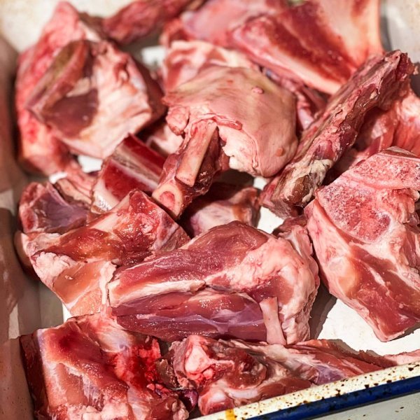 Premium Raw - Pork Bone In Chunks 1kg